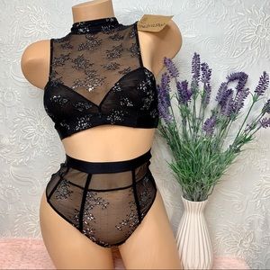 S Victoria’s Secret High Neck Bralette Set Black
